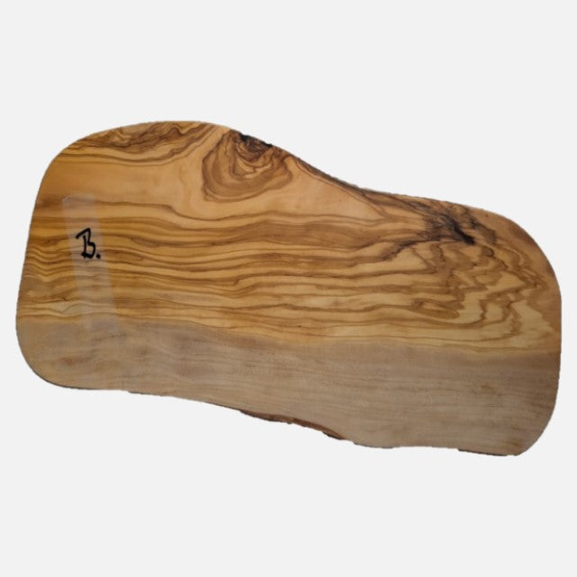 Olivenholzbrett in natürlicher Form - rustikal