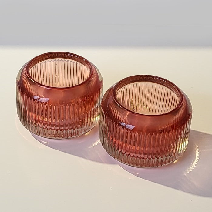 Teelichthalter Bodhi aus Glas in rot in 3 Varianten