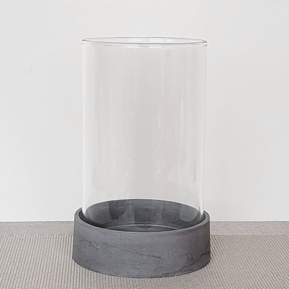 Windlicht LISA aus Glas und Beton