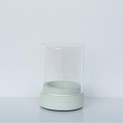 Windlicht Beton in zartem grün mit Glas - outdoor
