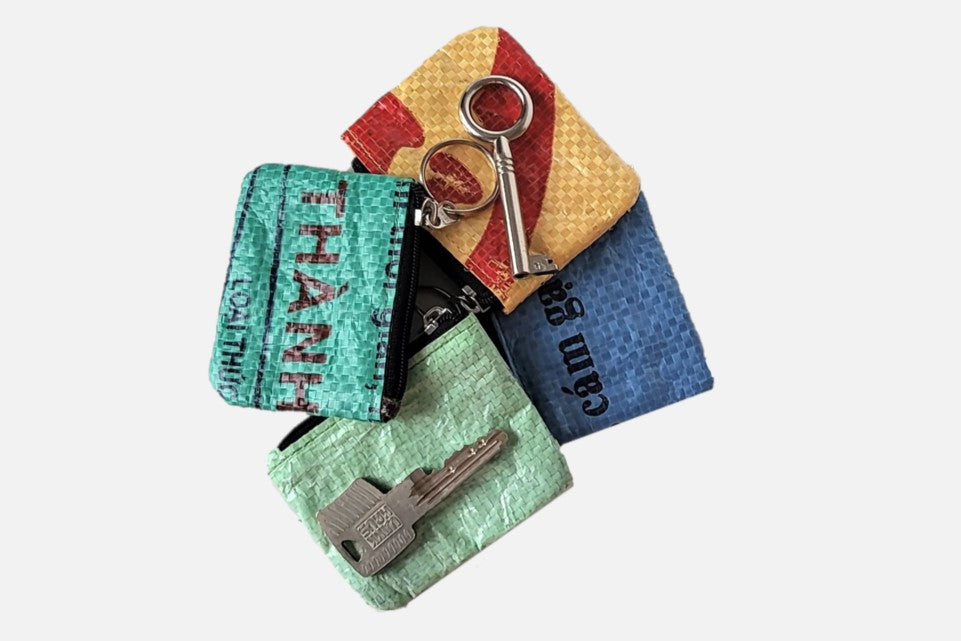 Schlüsselanhänger von Beadbags Upcycling aus Zement- und Reissäcken