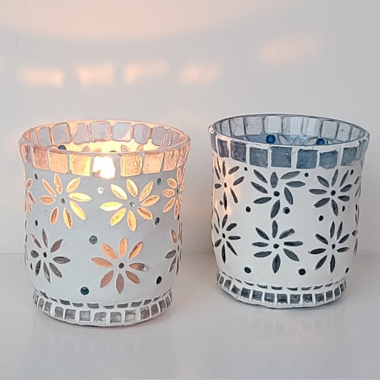 Kerzenglas -Teelichtglas- mediterranes Design in blau-weiß