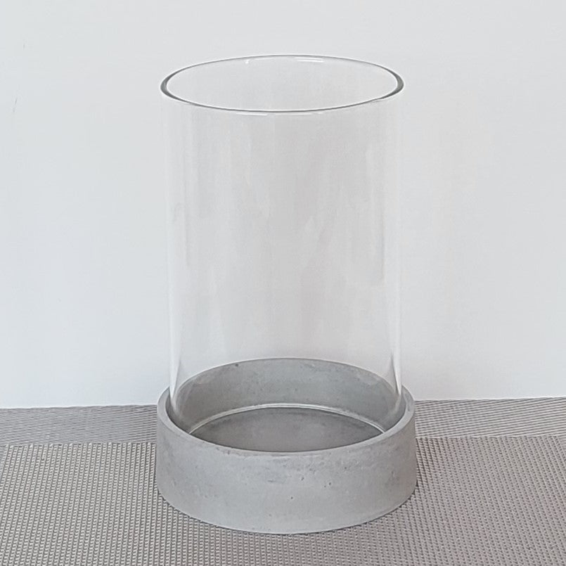 Windlicht LISA aus Glas und Beton