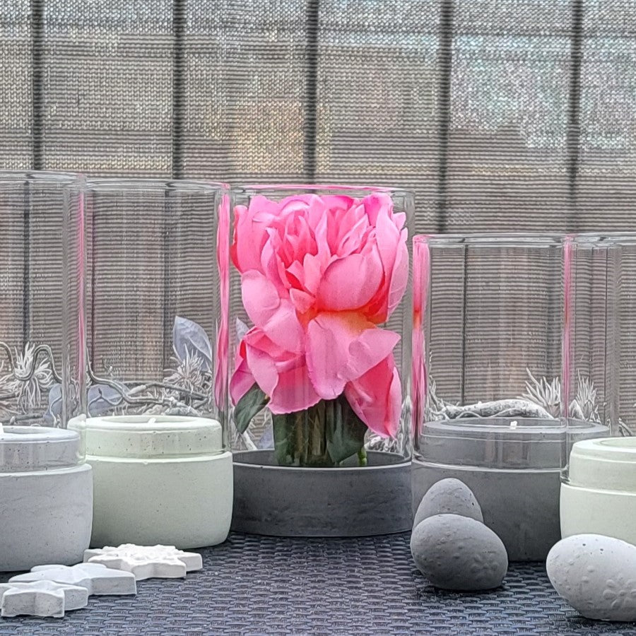 Windlicht LISA aus Glas und Beton